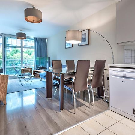 Battersea Power Station Apartment Лондон Екстер'єр фото
